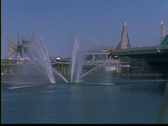 Lake Fountains